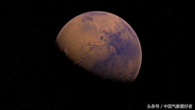 探测器传回惊人图像，火星表面发生壮观雪崩？NASA称无法解释
